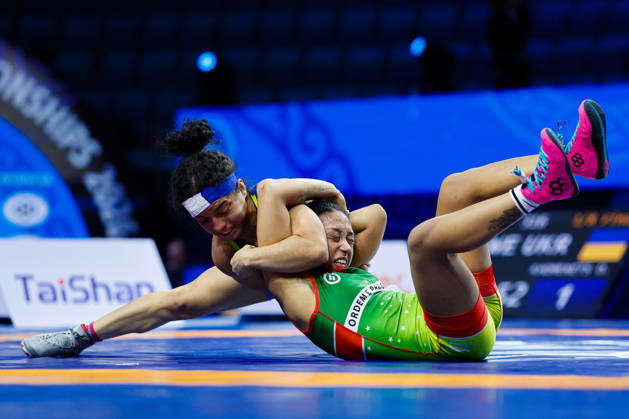 Senior World Championships, 50 kg Open Weight: Nohalis Alejandra Loyo Jimenez (VEN) def. Thalia Oliveira De Freitas (BRA) Copyright: xKostadinxAndonovx