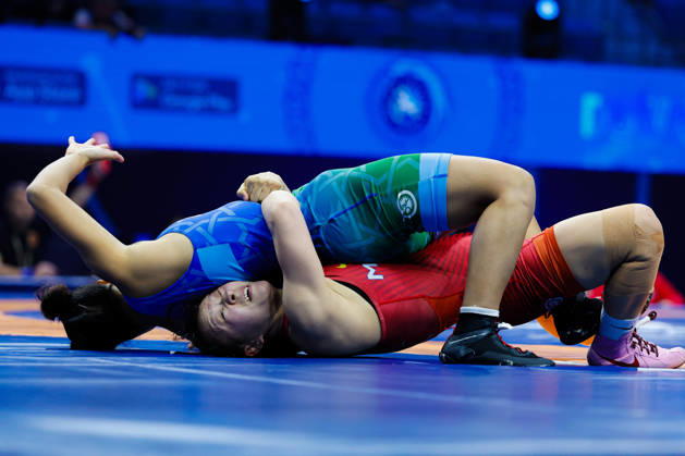Senior World Championships, 50 kg Open Weight: Otgonjargal Dolgorjav (MGL) def. Hajar Kaneb (MAR) Copyright: xKostadinxAndonovx