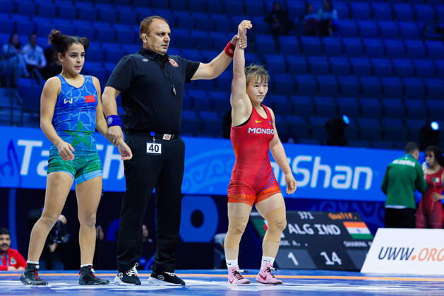 Senior World Championships, 50 kg Open Weight: Otgonjargal Dolgorjav (MGL) def. Hajar Kaneb (MAR) Copyright: xKostadinxAndonovx