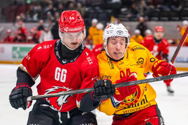 NL: Lausanne HC - SCL Tigers 27.10.2026, Lausanne, Vaudoise Arena, NL: Lausanne HC - SCL Tigers. CÃ dric Fiedler (66, Lausanne HC) and Patrick Petrini (94, SCL Tigers) during the 2026-2027 Swiss National League Ice hockey, Eishockey game between Lausanne HC and SCL Tigers the Tuesday 27.10.2026 at the Vaudoise Arena in Lausanne, Switzerland. Lausanne Vaudoise Arena Vaud Switzerland Copyright: xMediafabxPhotographyxFabricexDexGasperisx MEDIAFAB-HOCKEY-LAUSANNE HC-SCL TIGERS-LAUSANNE-27.10.2026-0128