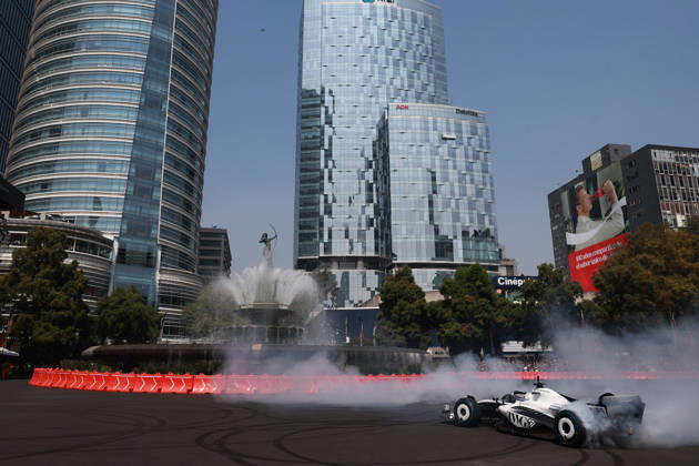 Mexico City Hosts Cadillac F1 Showrun with Driver Sergio Perez MEXICO CITY, MEXICO - OCTOBER 28: Formula 1 driver Sergio Perez of Mexico drives during a showrun on Paseo de la Reforma Avenue, in Mexico City, Mexico on October 28, 2026. The exhibition took place ahead of the Mexico City Grand Prix, where Perez will mark his 300th career Formula 1 race start. Daniel Cardenas Anadolu Mexico City Mexico. Editorial use only. Please get in touch for any other usage.  Copyright: x2026xAnadoluxDanielxCardenasx