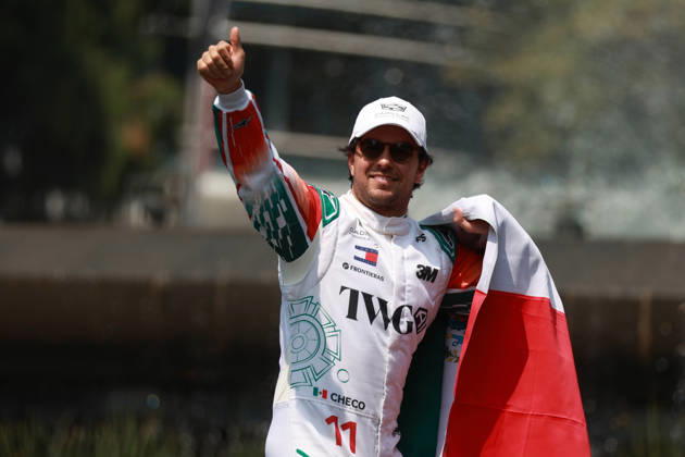 Mexico City Hosts Cadillac F1 Showrun with Driver Sergio Perez MEXICO CITY, MEXICO - OCTOBER 28: Formula 1 driver Sergio Perez of Mexico greets fans during a showrun on Paseo de la Reforma Avenue, in Mexico City, Mexico on October 28, 2026. The exhibition took place ahead of the Mexico City Grand Prix, where Perez will mark his 300th career Formula 1 race start. Daniel Cardenas Anadolu Mexico City Mexico. Editorial use only. Please get in touch for any other usage.  Copyright: x2026xAnadoluxDanielxCardenasx
