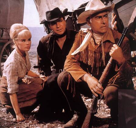 KPA57032.jpg UNTER GEIERN F D 1964 Alfred Vohrer Annie (ELKE SOMMER), Martin Baumann (GÖTZ GEORGE), Old Shurehand (STEWART GRANGER) C30699 UnitedArchives57032