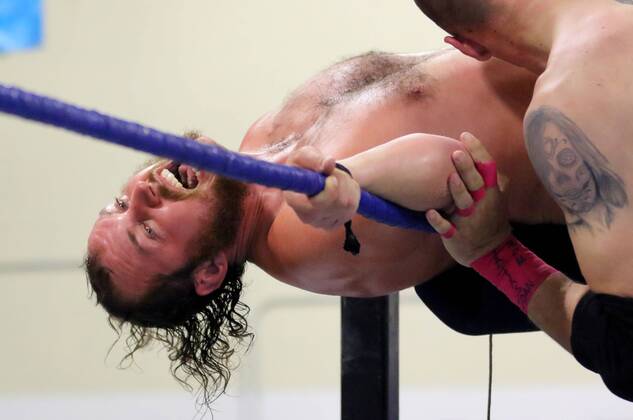October 15, 2016 - Oceanside, California, USA - 10 15 2016_Oceanside, CA_SoCal Pro Wrestling s Rumble in Oceanside event at the Oceanside Boys & Girls Club gymnasium. Wrestler Dirty Doug tries to keep from being pushed out of the ring._Photo by Oceanside USA - ZUMAn47_