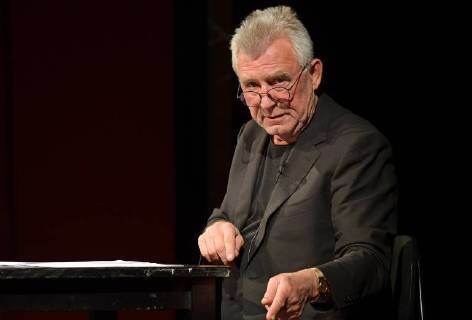 The comedian and actor Heinz Marecek reads in the Stadttheater Gmunden titled the Festival of laughter, this image shows the cabaret artist and actor Heinz Marecek Heinz Marecek 2017 reads in the Stadttheater Gmunden