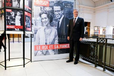 King Philippe - Filip of Belgium pictured during a royal visit to the La Famille royale fait la Une exposition organized by the Soirmag magazine, Wednesday 07 March 2018 in Brussels. The weekly publication is celebrating their 90th anniversary with an exhibition of 300 magazine covers featuring the Royal Family F. Andrieu Agencepeps Reporters Roi Philippe durand la visite de l exposition La Famille royale fait la Une organisÃ  F.ANDRIEU