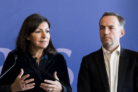 Paris, France November 21, 2018 - The Mayor of Paris holds a press conference to present a municipal action plan against LGBTphobia - First Deputy, in charge of all matters relating to the Budget, the transformation of public policies and relations with the boroughs, Emmanuel Gregoire and Paris Mayor, Anne Hidalgo POLITIQUE, MAIRIE DE PARIS, HIDALGO, LGBT, LGBTQI+  Copyright: xVincentxIsorex