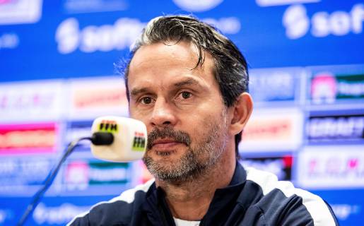 28 01 2019 xfux Football 2 Bundesliga SV Darmstadt 98 Press conference before the match against FC St Pauli emspor emonline v l Coach Dirk Schuster SV Darmstadt 98 DFL DFB REGULATIONS PROHIBIT ANY USE OF PHOTOGRAPHS as IMAGE SEQUENCES and or QUASI VIDEO Darmstadt