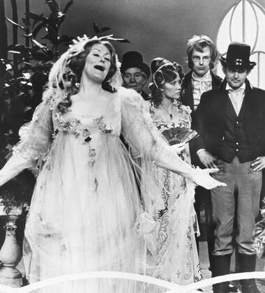 JOAN SUTHERLAND: WHO S AFRAID OF OPERA?, Joan Sutherland, aired December 16, 1973 Courtesy Everett Collection !ACHTUNG AUFNAHMEDATUM GESCHÃ„TZT! PUBLICATIONXNOTxINxCANxCHNxFRAxITAxJPNxNORxPOLxRUSxESPxUKxUSA Copyright: xCourtesyxEverettxCollectionx TBDJOSU EC003