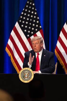 The President of the United States Donald J. Trump speaks during the encounter Latinos for Trump at the Trump National Doral Miami, in Doral, Florida, USA. Trump meets with the Latino community in Miami, where he has the support of the majority of Cubans and Venezuelans facing their governments, but he must conquer Latinos of other origins, more inclined towards the Democrat Joe Biden. President Trump urges Latinos to vote !ACHTUNG: NUR REDAKTIONELLE NUTZUNG! Copyright: xGiorgioxVierax USA3899 20200925-637366582350450854
