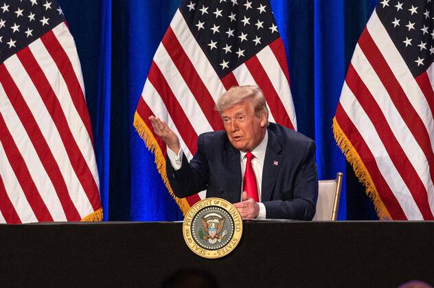 The President of the United States Donald J. Trump speaks during the encounter Latinos for Trump at the Trump National Doral Miami, in Doral, Florida, USA. Trump meets with the Latino community in Miami, where he has the support of the majority of Cubans and Venezuelans facing their governments, but he must conquer Latinos of other origins, more inclined towards the Democrat Joe Biden. President Trump urges Latinos to vote !ACHTUNG: NUR REDAKTIONELLE NUTZUNG! Copyright: xGiorgioxVierax USA3898 20200925-637366582430503862