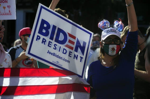 November 7, 2020, San Francisco, California, USA: San Francisco, California - Hundreds of San Franciscans held an impromptu street party in the Castro District Saturday after news agencies called the US presidential election for Joe Biden. San Francisco USA - ZUMAw332 20201107_zap_w332_009 Copyright: xNealxWatersx