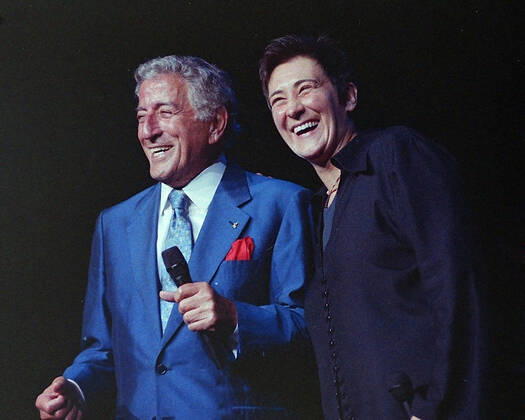 September 9, 2007, Manhattan, New York, USA: Tony Bennett and K.D. Lang perform during the Tony Bennett Exploring the Arts Benefit at Radio City Music Hall on September 9, 2007 in New York City. Manhattan USA - ZUMAr334 20070909_znp_r334_011 Copyright: xDebraxL.xRothenbergx