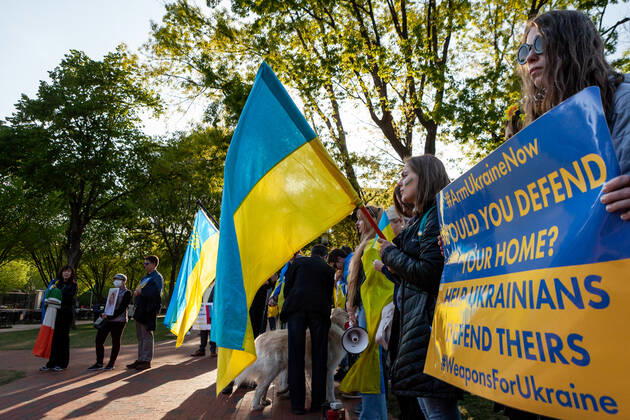 Belarusian opposition leader Sviatlana Tsikhanouskaya attends Ukraine protest Protesters attend a rally at teh White House against Russia s war in Ukraine. The Belarusian community in the Washington, DC metro area joined US Ukrainian Activists daily protest at the White House to show their support. Both countries currently suffer at the hands of Russian President Vladimir Putin: Ukraine is under attack, and Belarus is led by Putin puppet Alexander Lukashenko. Washington DC United States  Copyright: xAllisonxBaileyx originalFilename: bailey-belarusi220428_npXEl
