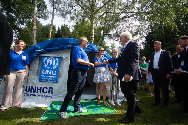 Frank-Walter Steinmeierï¼apresident Of Germany, Visits The Opening Of Villa Hammerschmidt In Bonn Frank-Walter Steinmeierï¼apresident of Germany is seen shaking hand with staffs at UN refugee Aid eV information booth during the opening day of Villa Hammerschmidt in Bonn, Germany on June18ï¼a2022 Bonn Germany  Copyright: xYingxTangx originalFilename: tang-notitle220618_npYxM