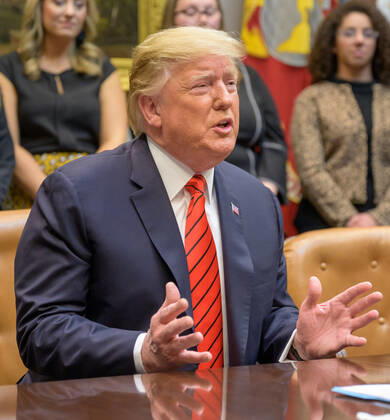 President Donald Trump gives remarks after speaking with NASA astronauts Christina Koch and Jessica Meir during the first all-woman spacewalk on Friday, Oct. 18, 2019, from the Roosevelt Room of the White House in Washington. The first all-woman spacewalk in history began at 7:38am EDT with Koch and Meir venturing outside the International Space Station to replace a failed battery charge-discharge unit. This is the fourth spacewalk for Koch and Meir™s first. Copyright: xpiemagsx piemagsspace-156968 !ACHTUNG AUFNAHMEDATUM GESCHÄTZT!