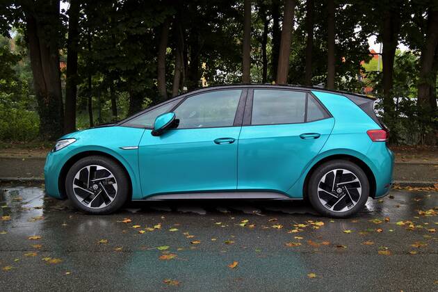 VW Volkswagen id3, electric car The VW ID 3 Type E1, is the first car from Volkswagen designed purely as an electric car The official presentation took place on September 9, 2