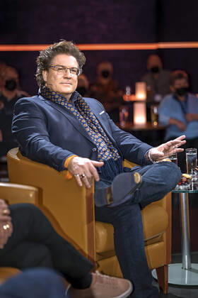 MDR Riverboat actor Francis Fulton Smith on the occasion of the recording of the MDR talk show Riverboat on 25 11 2022 in the Mediacity Leipzig 20221125SFL0011
