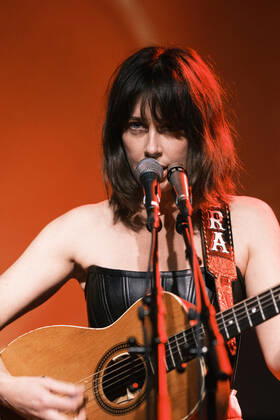 Lera Lynn live in Copenhagen, Denmark Copenhagen, Denmark. 09th, December 2022. The American singer, musician and songwriter Lera Lynn performs a live concert at Hotel Cecil in Copenhagen. Copenhagen Denmark Copyright: xGonzalesxPhoto FlemmingxBoxJensex
