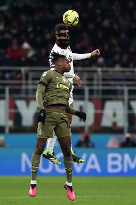 Photo IPP Paolo Bona Milan 10 02 2023 Serie A Football Championship season 2022 2023 Milan Turin In the photo Rafael Leao and Koffi Djidji Italy Photo Press Worldwide Copyright 0
