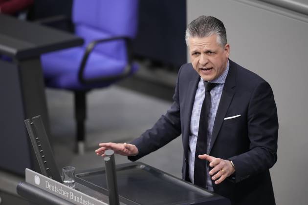 German Bundestag, 145th plenary session Thorsten Frei CDU very energetic with powerful gesture in portrait during his speech on the supplementary budget 2023 at the 145th session of the German Bundestag in Berlin, 15 12 2023 Berlin Berlin Germany