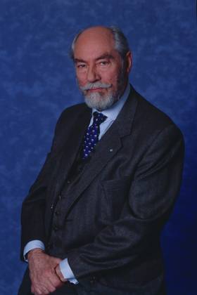 MARTIN BENRATH Martin Benrath, deutscher Schauspieler, bedeutender Bühnendarsteller, Portrait, 1998. Martin Benrath, German actor and major stage actor, Portrait, 1998., Deutschland Copyright: kpa kpa_55050155 EDITORIAL USE ONLY