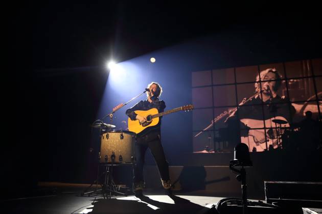 Frederik Fred Rabe from the band Giant Rooks at a concert in the Max Schmeling Halle in Berlin, February 23, 2024 Giant Rooks concert Berlin