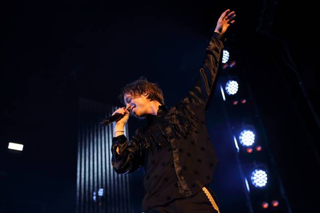 Frederik Fred Rabe from the band Giant Rooks at a concert in the Max Schmeling Halle in Berlin, February 23, 2024 Giant Rooks concert Berlin