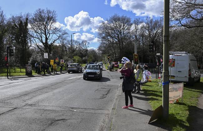 Protesters during a protest against the Ultra Low Emission Zone at the Chislehurst War Memorial in Chislehurst, London. ULEZ cameras in Chislehurst and other nearby areas have been vandalised in previous months.  Copyright: xAlanxStanfordx