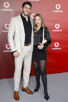 Dennis Gries and Katja Geretschuchin at the Vodafone Night of Entertainment in Paradise Now Düsseldorf, 25 04 2024 Foto:xR.xSchmiegeltx xFuturexImagex vodafone_4503