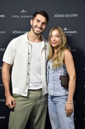 Dennis Gries and Katja Geretschuchin at the Ewa Herzog Fashion Show at Berlin Fashion Week S S 2025 in the König Galerie Berlin, 02 07 2024 Foto:xN.xKubelkax xFuturexImagex herzog_4702