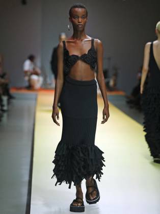 PFW - CFCL Runway A model walks the runway during the CFCL Womenswear Spring-Summer 2025 show as part of Paris Fashion Week on September 23, 2024 in Paris, France. Photo by Alain-Gil Gonzalez ABACAPRESS.COM Paris France  Copyright: xGonzalezxAlain-Gil ABACAx