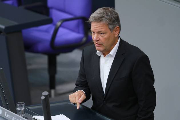 Berlin, Germany, 26 09 2024 German Bundestag 188 Bundestag session Federal Minister for Economic Affairs and Climate Protection Robert Habeck Bündnis90 Die Grünen delivers a speech Copyright: xdtsxNachrichtenagenturx dts_47169
