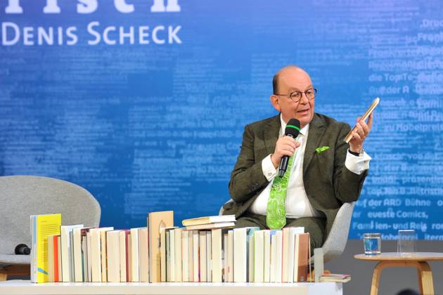Frankfurt Book Fair 2024 Literary critic Denis Scheck on 17 10 2024 at the Frankfurt Book Fair 20241017MWI010074