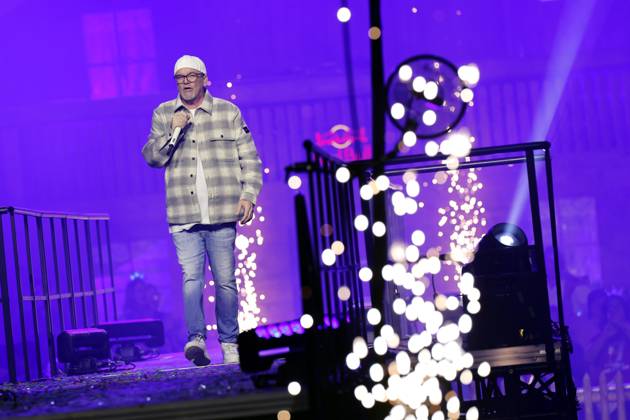 Pop singer DJ Ötzi at the party hit event Mountain Mania, the biggest apres ski party since the invention of winter in the Lanxess Arena Cologne, 08 11 2024 NRW Germany Copyright: xChristophxHardtx