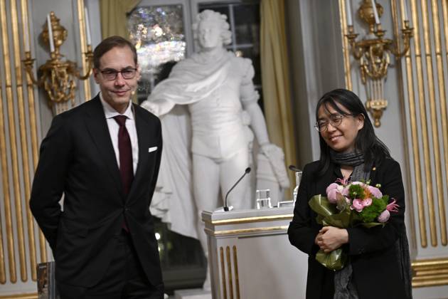 STOCKHOLM, SWEDEN 20241207 Mats Malm, Permanent President of the Swedish Academy, and Nobel Laureate in Literature Han Kang after this years Nobel Prize Lecture in Literature at the Swedish Academy on Saturday STOCKHOLM SWEDEN x10050x  Copyright: xPontusxLundahl TTx NOBELFÖRELÄSNING LITTERATUR 2024 AUpiBR7Yny0