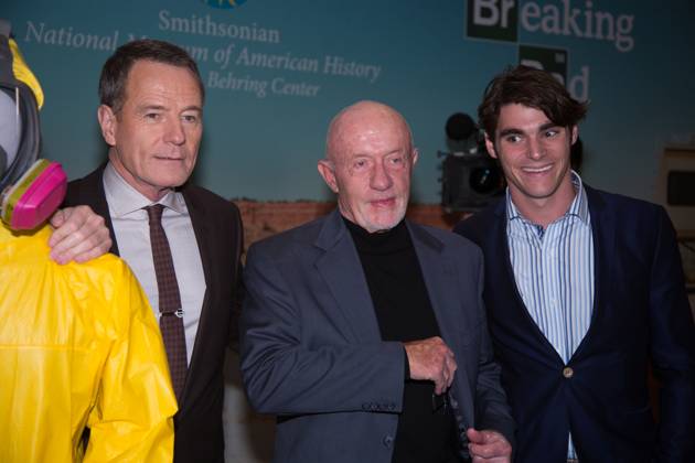 Breaking Bad Memorabilia Donated to the Smithsonian at Special Ceremony (November 10, 2015) Actors Bryan Cranston (left), Jonathan Banks (center) and RJ Mitte. Several members of the cast and key production personnel from Sony Pictures Television s award-winning TV series Breaking Bad donated memorabilia to the Smithsonian s National Museum of American History in a special signing ceremony on Tuesday Nov.10, 2015 in Washington D.C. (Photo by Jeff Malet) Washington DC United States of America EDITORIAL USE ONLY Copyright: xx JeffxMaletx jmpphotos022706