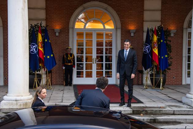 Spanish Prime Minister Pedro Sanchez Meets With NATO Secretary General Mark Rutte The President of the Government of Spain, Pedro Sanchez, holds a meeting with the Secretary General of NATO, Mark Rutte, at the Palacio de la Moncloa in Madrid, Spain, on January 27, 2025. Madrid Spain Spain  Copyright: xFrancescoxMilitelloxMirtox originalFilename: militellomirto-spanishp250127_nppfe