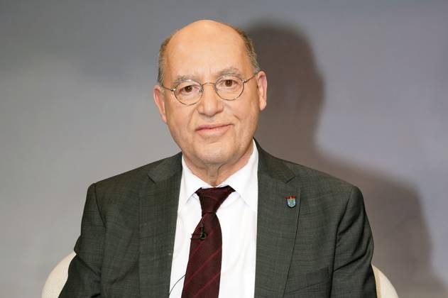 Gregor Gysi on the ARD talk show maischberger in Studio Berlin Adlershof Berlin, 11 02 2025 Foto:xT.xBartillax xFuturexImagex maischberger1102_5233