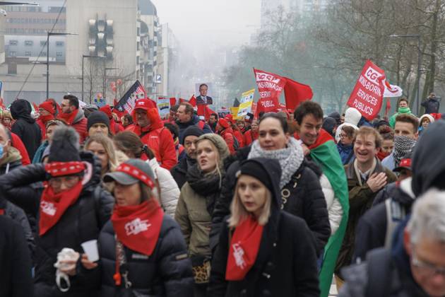 Protesters pictured during a national demonstration against the new government declaration, organized by the three national trade unions, Thursday 13 February 2025 in Brussels. NICOLASxMAETERLINCK 112369278