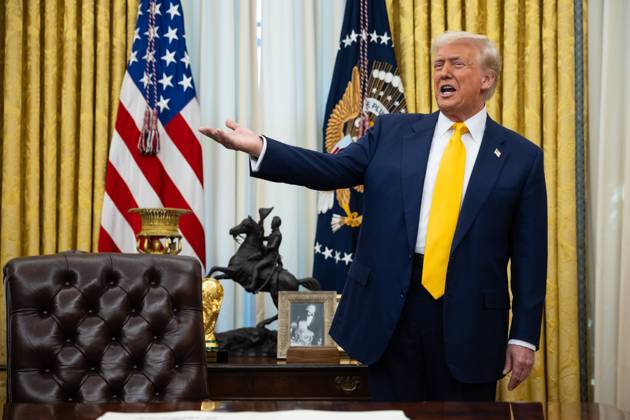 President Donald Trump speaks with reporters in the Oval Office at the White House Feb. 21, 2025. (Francis Chung POLITICO) Copyright: xFrancisxChungx xPoolxviaxCNPx MediaPunchx