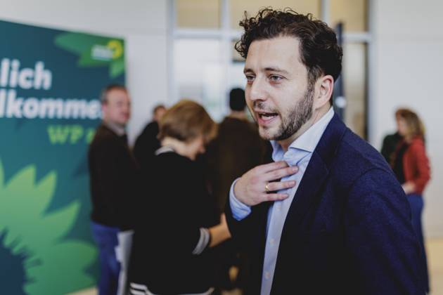 Felix Banaszak, Co-Chairman of Buendnis 90 Die Gruenen, recorded during the constituent parliamentary group meeting of Buendnis 90 Die Gruenen after the Bundestag elections in Berlin, 25 02 2025 Berlin Germany Copyright: xFlorianxGaertnerx