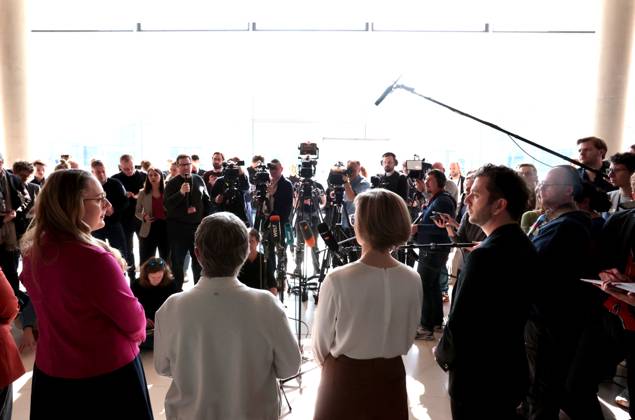 Felix Banaszak, Co-Chair Buendnis 90 Die Gruenen, Franziska Brantner, Co-Chair Buendnis 90 Die Gruenen, Katharina Droege, Co-Chair Buendnis 90 Die Gruenen Bundestag faction, Britta Hasselmann, Co-Chair Buendnis 90 Die Gruenen Bundestag faction, joint statement by the Federal Executive Committee and the Bundestag faction of the Greens, DEU, Berlin, 10 03 20