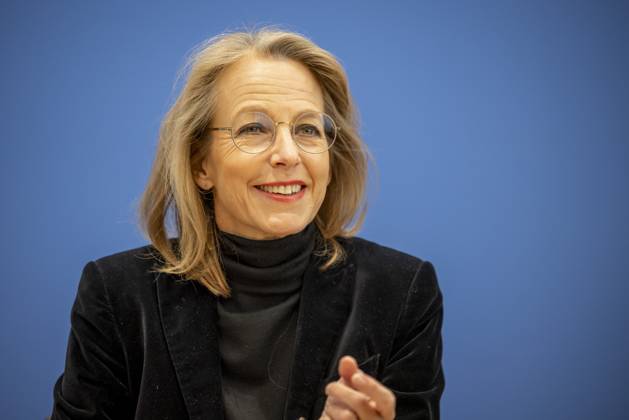 Julia Jaekel, media manager and supervisory board member, speaks at the Federal Press Conference in Berlin, 12 03 2025 Berlin Germany Copyright: xJulianexSonntagx