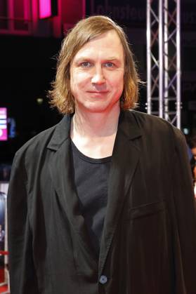 Lars Eidinger at the premiere of the movie Das Licht The Light at the Lichtburg Essen, 12 03 2025 Foto:xT.xSchröerx xFuturexImagex licht_5318