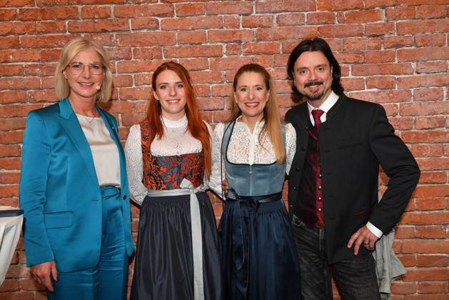 Bavarian State Minister Ulrike Scharf, Johanna Mross, Stefanie Hertel and her husband Lanny Lanner at the award ceremony for the Bavarian State Medal for Social Merit 2025 in the Allerheiligen Hofkirche, Residenz on 3 April 2025 in Munich Bavarian State Medal for Stefanie Hertel and Sven Hannawald in Munich