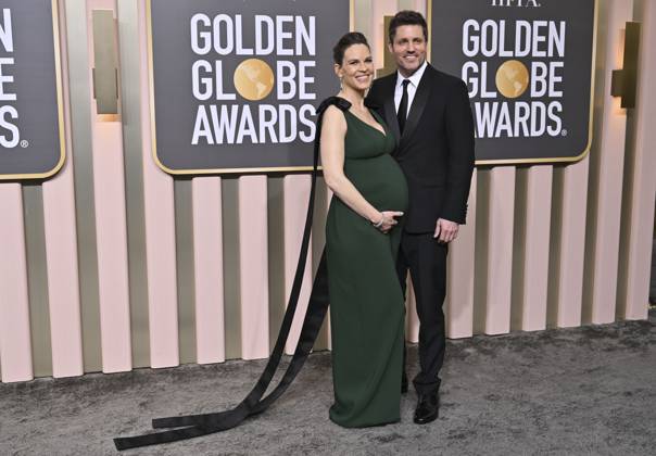 80th Annual Golden Globe Awards Hilary Swank and Philip Schneider on the red carpet at the 80th Annual Golden Globe AwardsÂ® at the Beverly Hilton in Beverly Hills, CA on Tuesday, January 10, 2023 Los Angeles California USA Copyright: xRobxLatour HFPA suppliedxbyxCapix