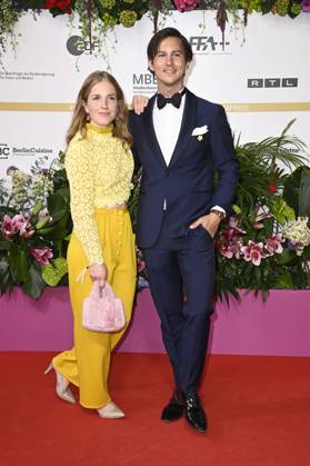 Paula Kalenberg and Tim Oliver Schultz at the 75th German Film Awards 2025 ceremony at the Theater am Potsdamer Platz Berlin, 09 05 2025 Foto:xF.xKernx xFuturexImagex filmpreis_6434