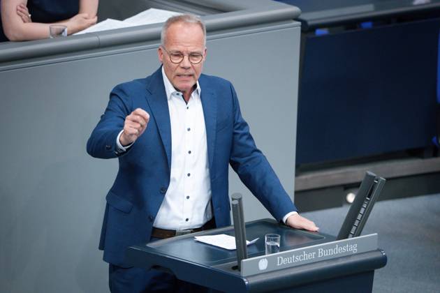 German Bundestag, 3rd plenary session Matthias Miersch SPD in portrait during his speech on the agenda item Questioning the Federal Government at the 3rd session of the German Bundestag in Berlin, 14 05 2025 Berlin Berlin Germany