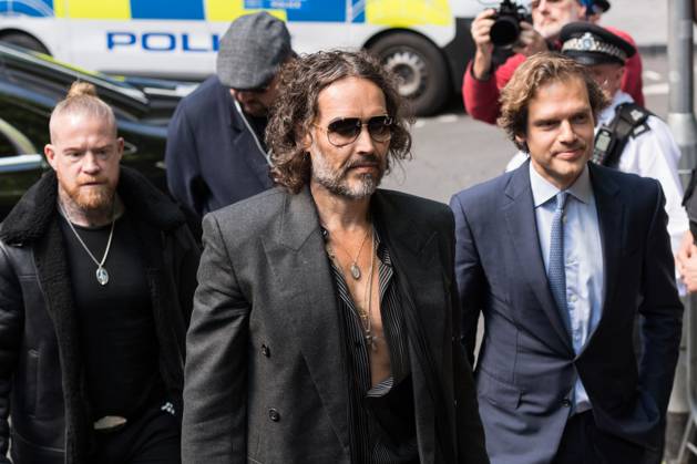 Russell Brand At Southwark Crown Court In London LONDON, UNITED KINGDOM MAY 30, 2025: British actor and comedian Russell Brand arrives at Southwark Crown Court for a plea and trial preparation hearing after being charged with rape, oral rape, indecent assault and two counts of sexual assault, between 1999 and 2005 in Bournemouth and the Westminster area in London, United Kingdom on May 30, 2025. London Greater London United Kingdom  Copyright: xWIktorxSzymanowiczx originalFilename: szymanowicz-russellb250530_npdJg